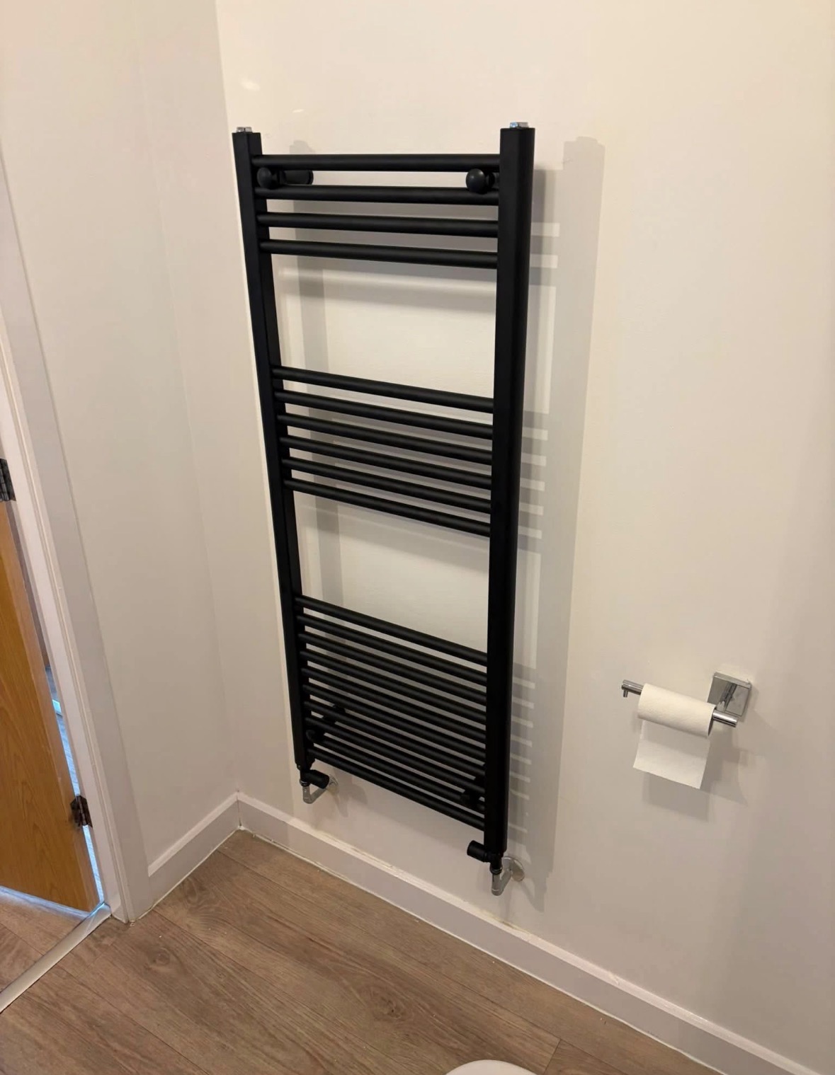 Towel radiator installation